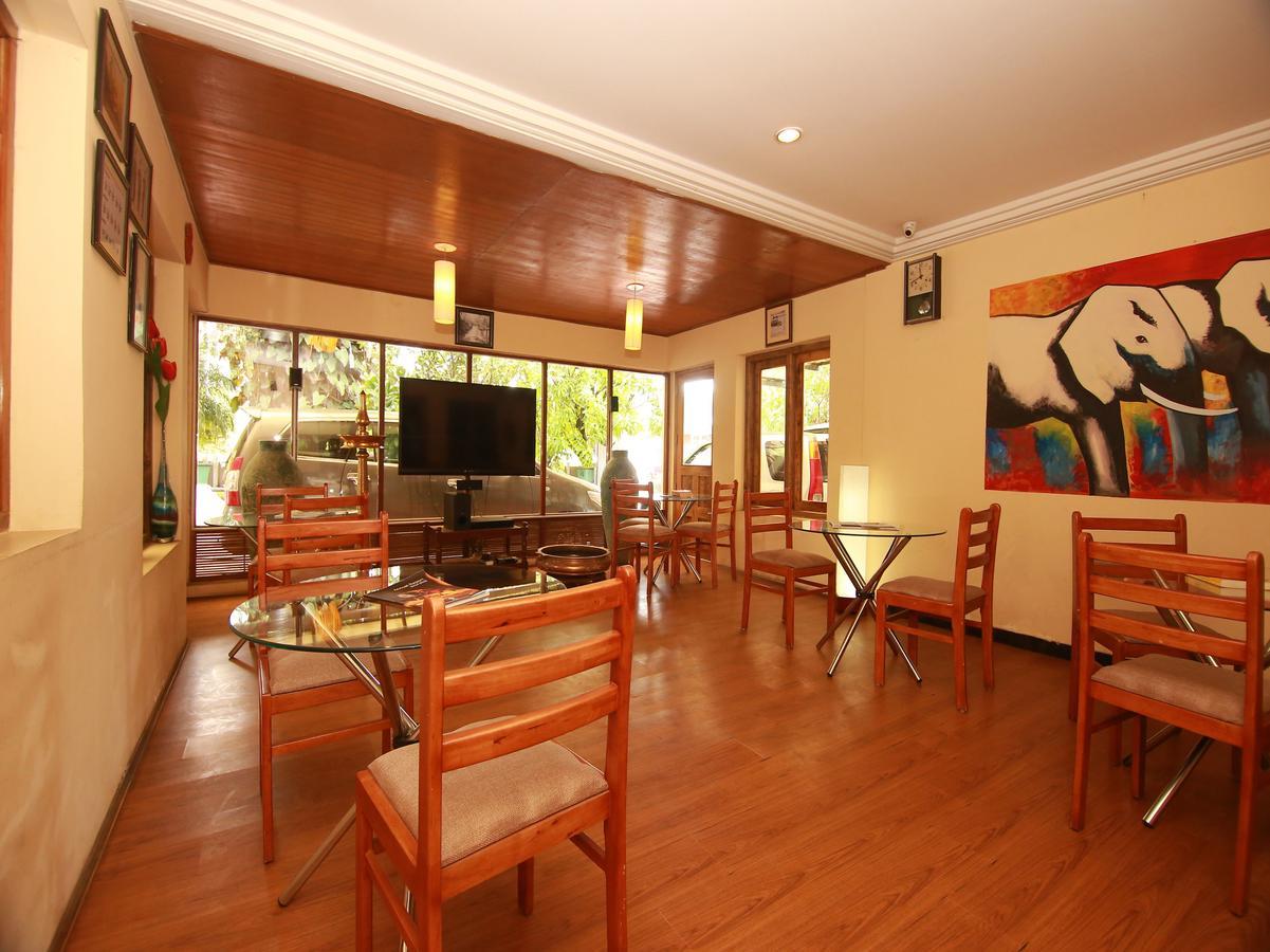 Sn Hotel Munnar Exterior photo